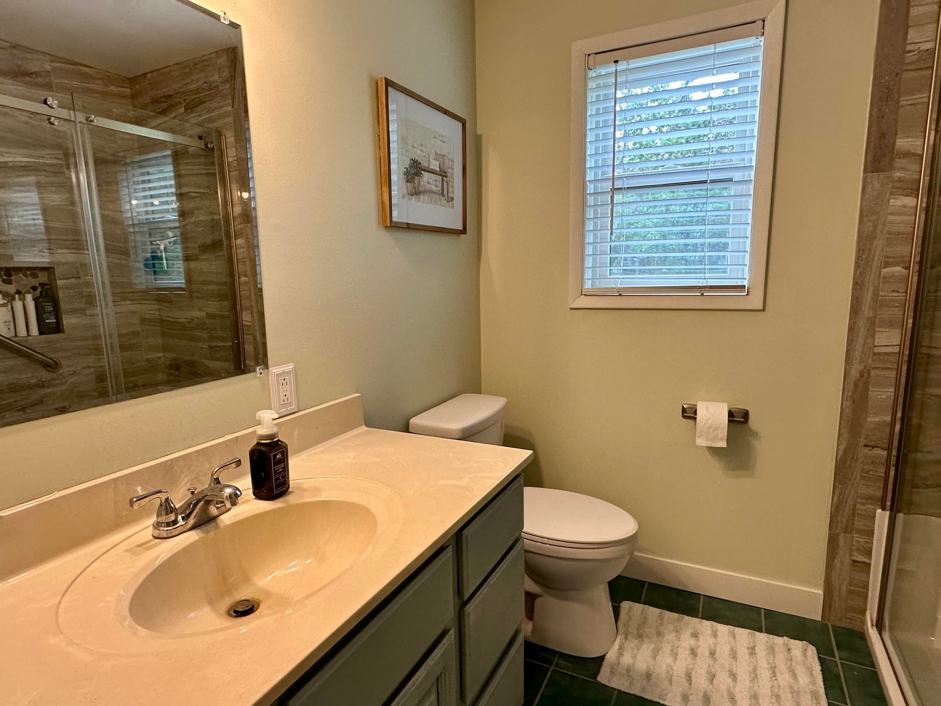 7984 Highway 23 Cheboygan, MI 49721 - Photo 16 of 40 Full Bath