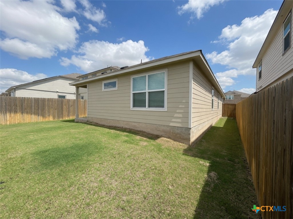 121 Rowdy Yates Way Jarrell, TX 76537 - Photo 16 of 18