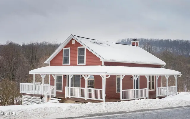 $319,900 | 5545 County Rte 30, Hartford, NY 12832