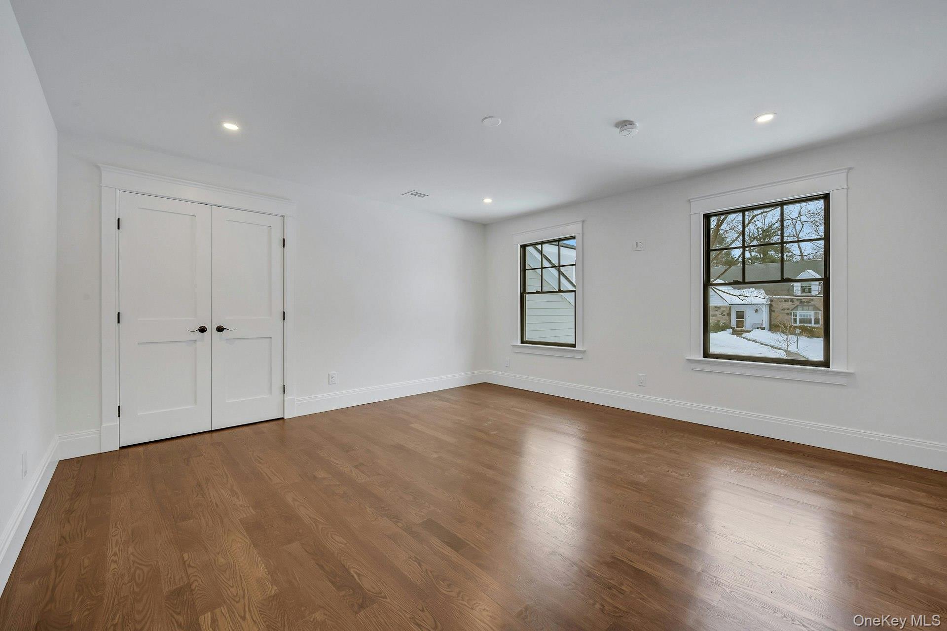 32 Sycamore Road Scarsdale, NY 10583 - Photo 35 of 48 Spacious bedroom