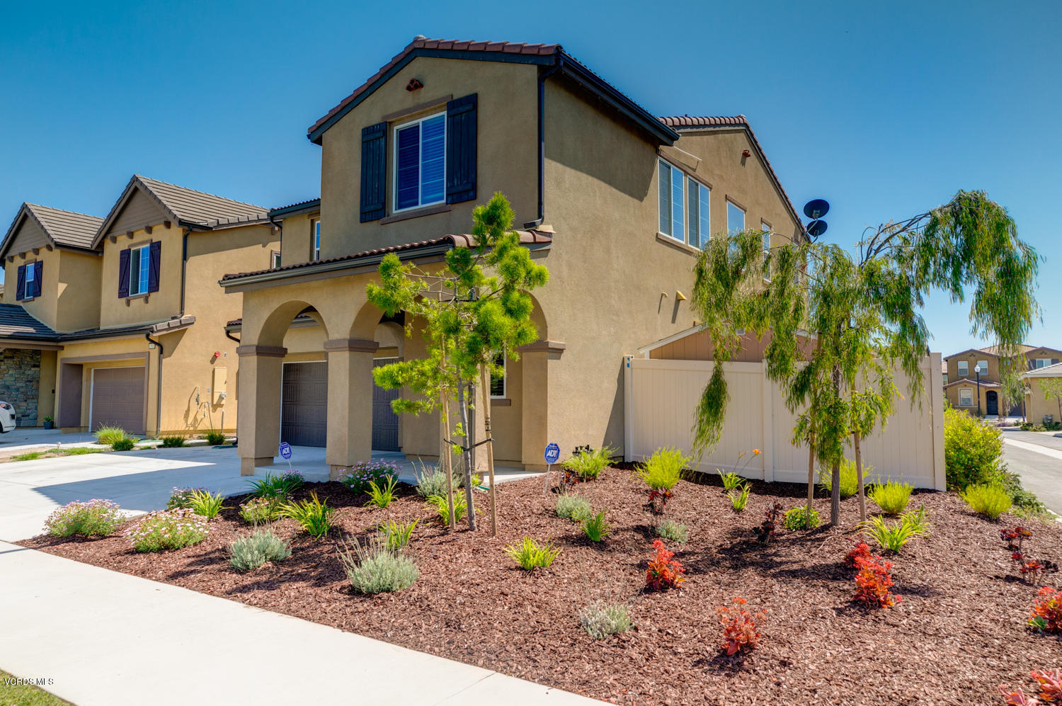 564 Rio Grande Way Oxnard, CA 93036 - Photo 1 of 37 TwoFishDigital_564RioGrande-2