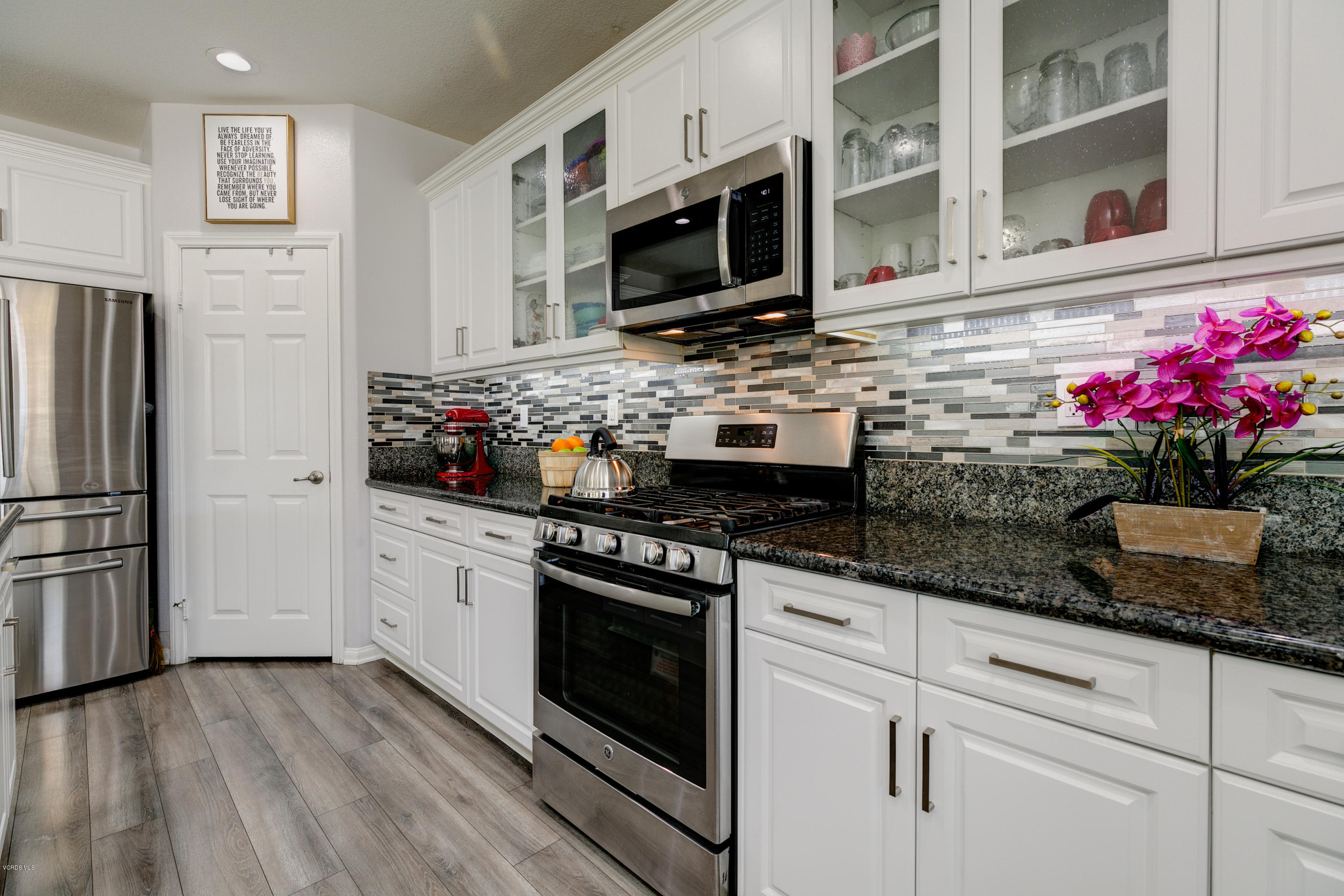564 Rio Grande Way Oxnard, CA 93036 - Photo 15 of 37 14