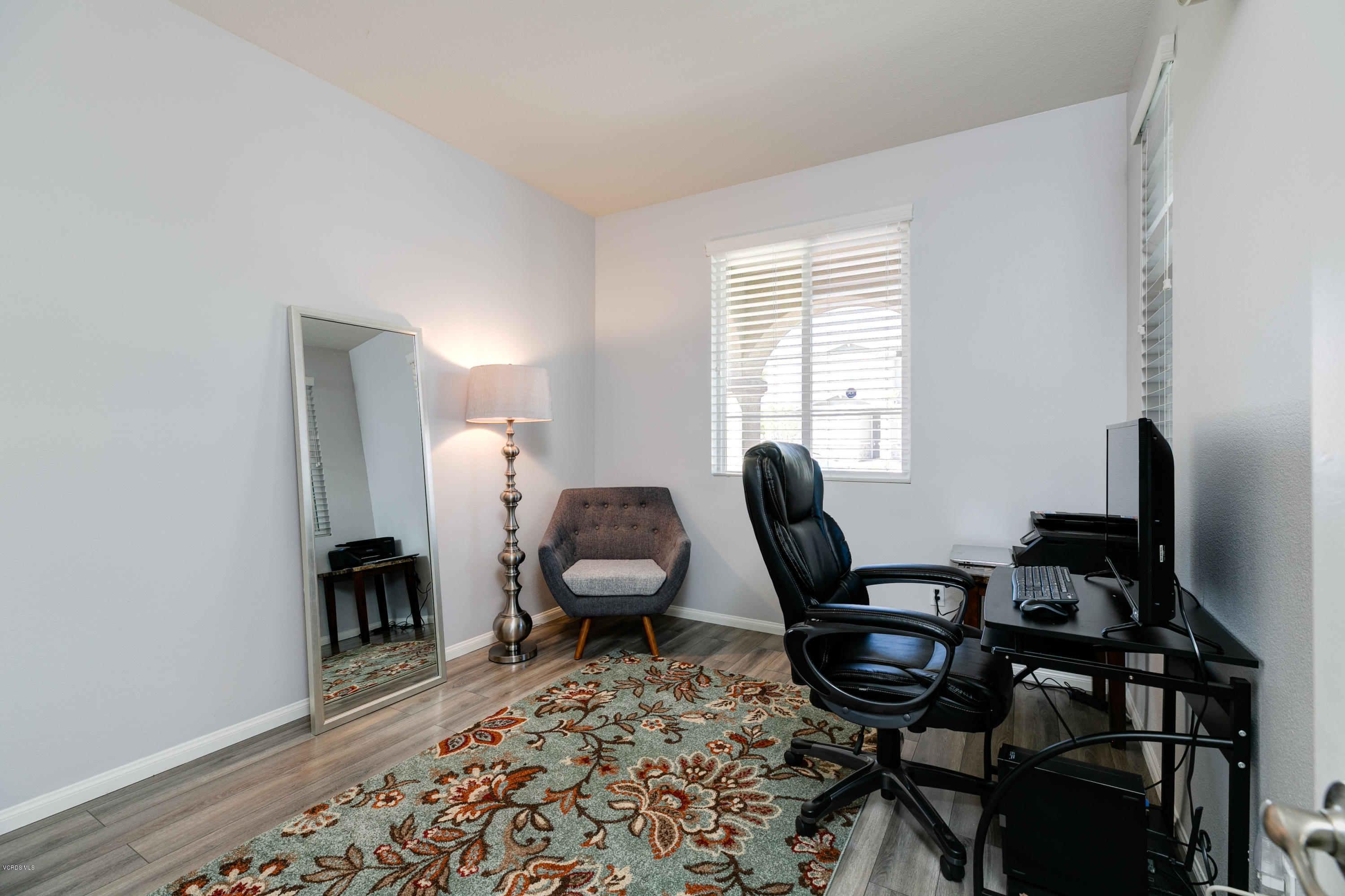564 Rio Grande Way Oxnard, CA 93036 - Photo 17 of 37 16