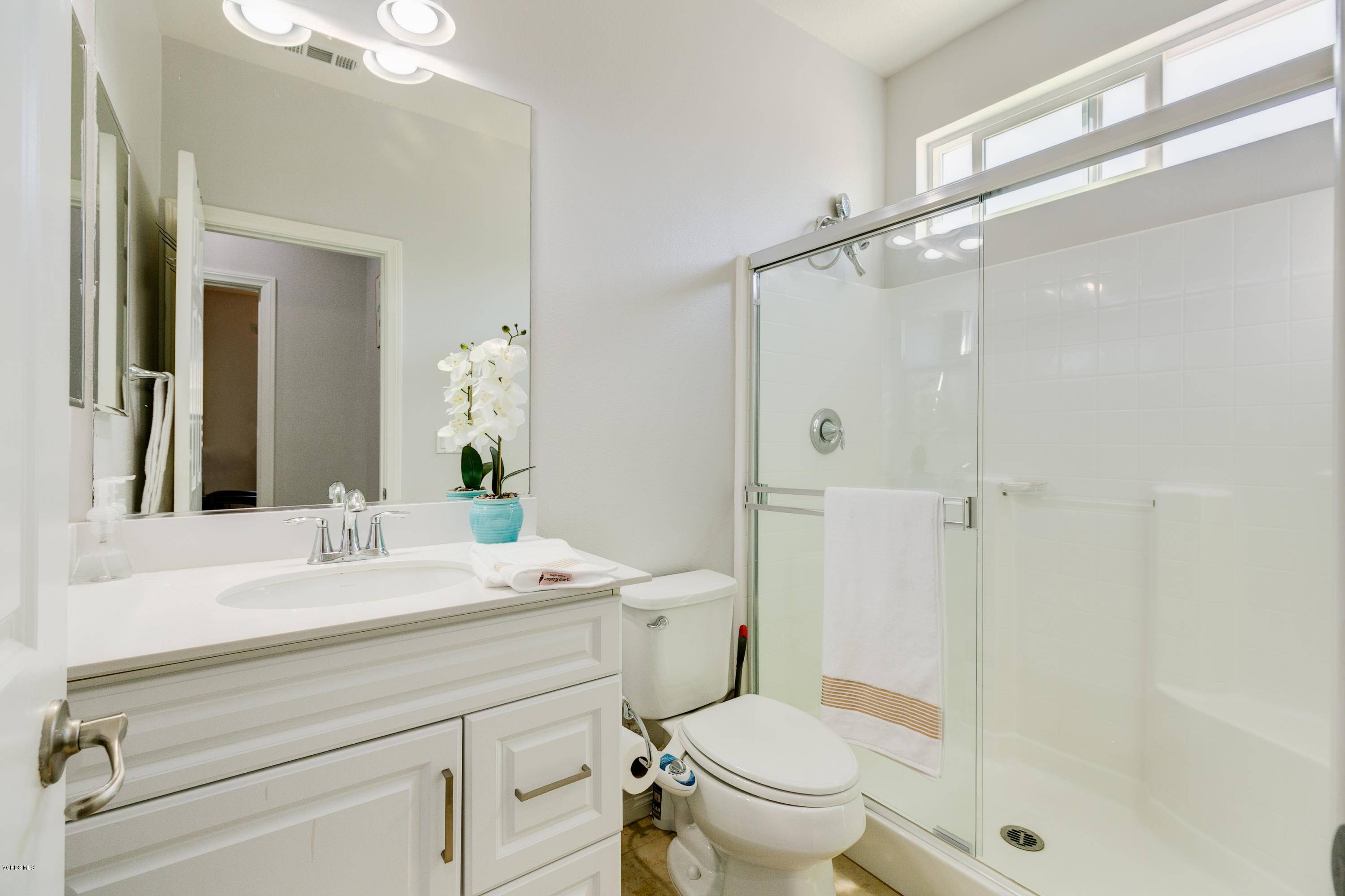 564 Rio Grande Way Oxnard, CA 93036 - Photo 18 of 37 17