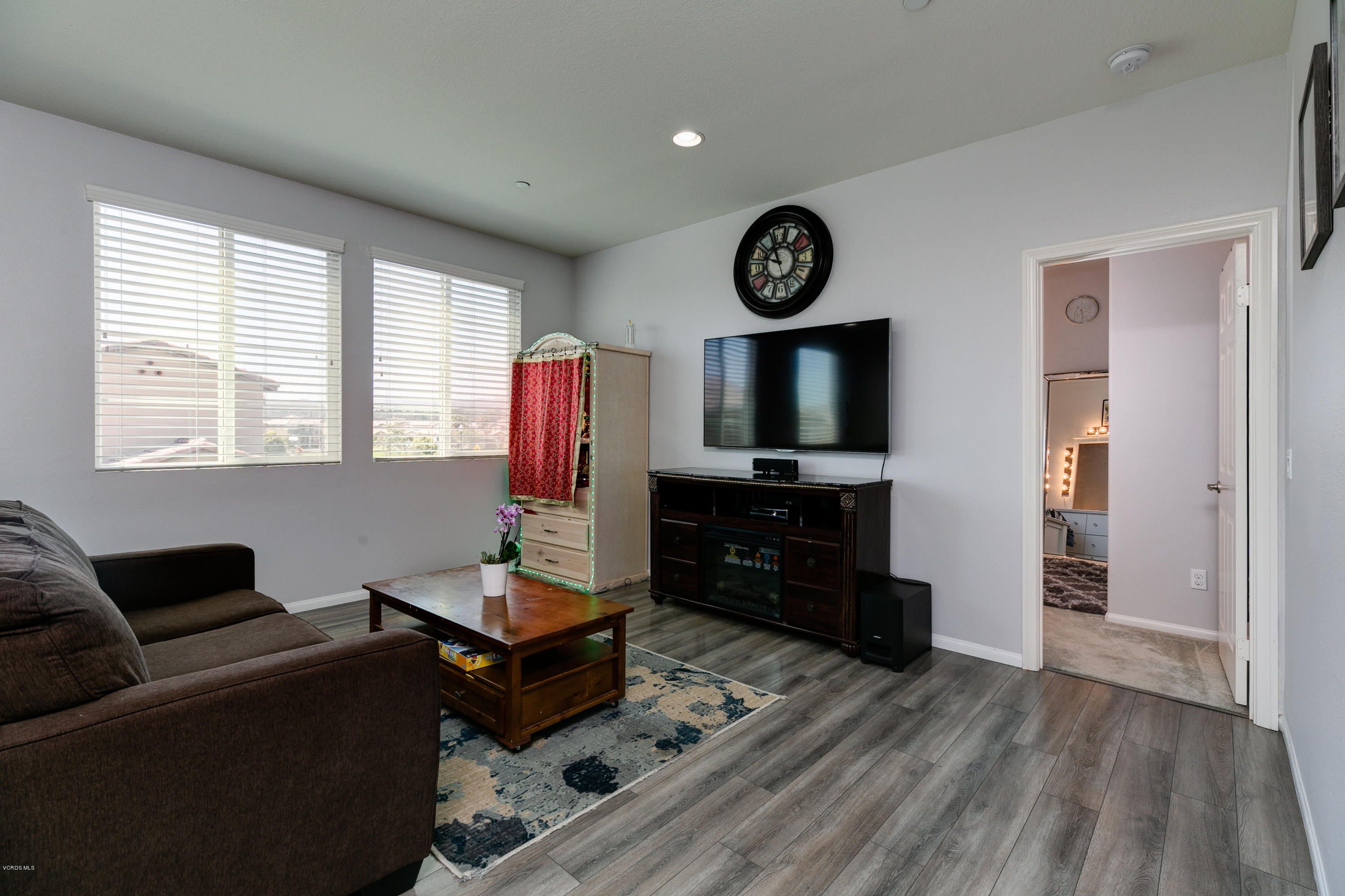 564 Rio Grande Way Oxnard, CA 93036 - Photo 20 of 37 19