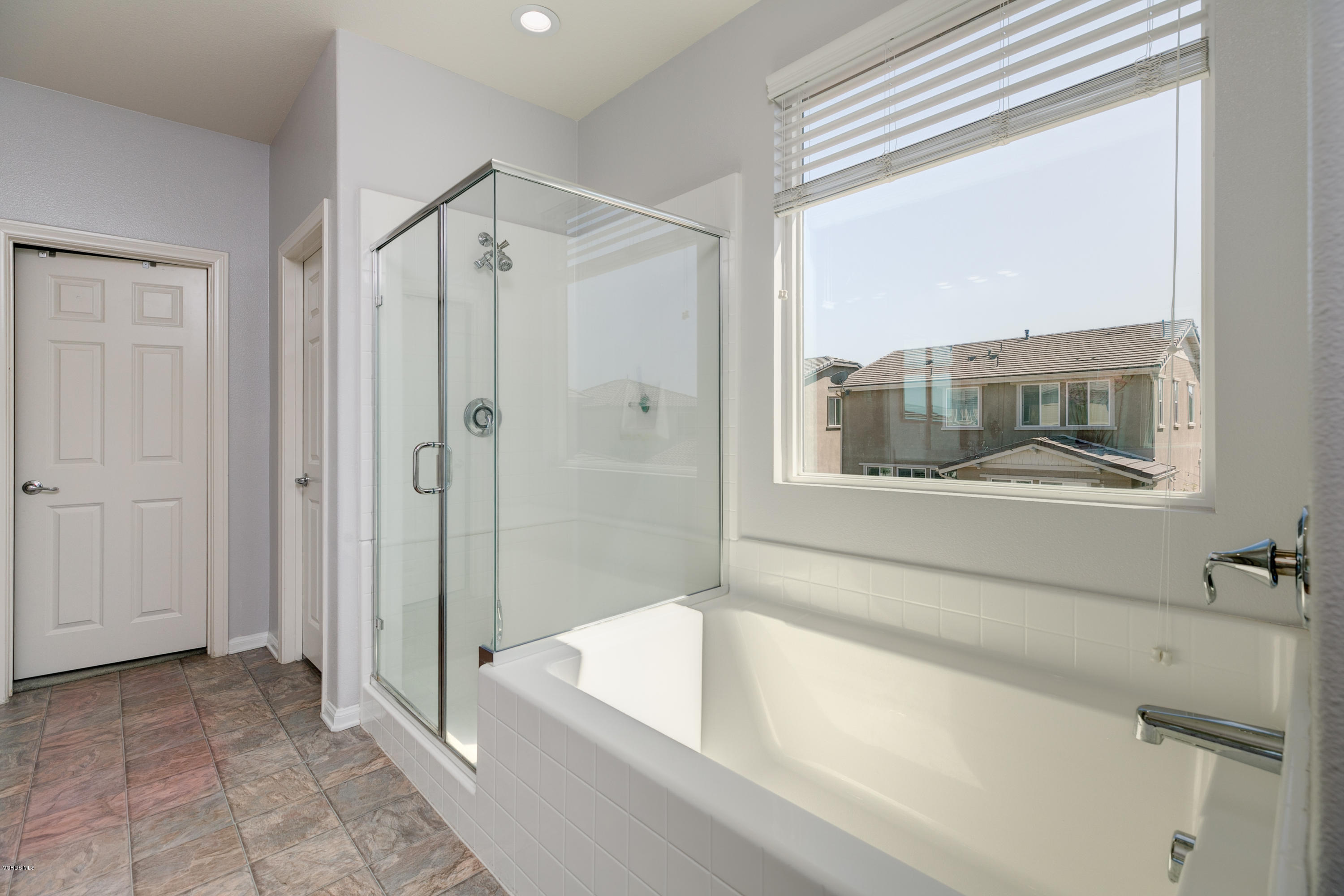 564 Rio Grande Way Oxnard, CA 93036 - Photo 24 of 37 23