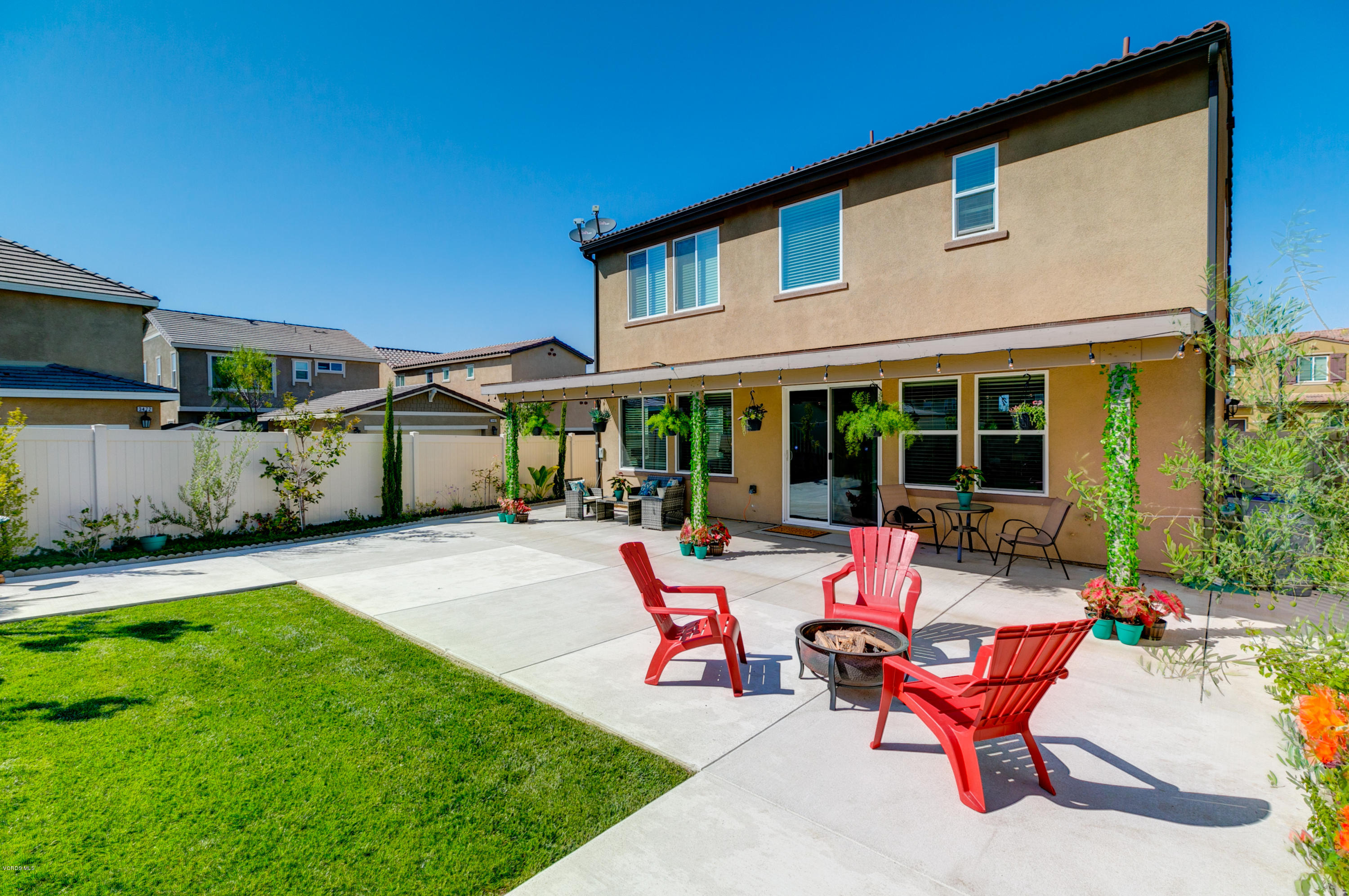 564 Rio Grande Way Oxnard, CA 93036 - Photo 34 of 37 33