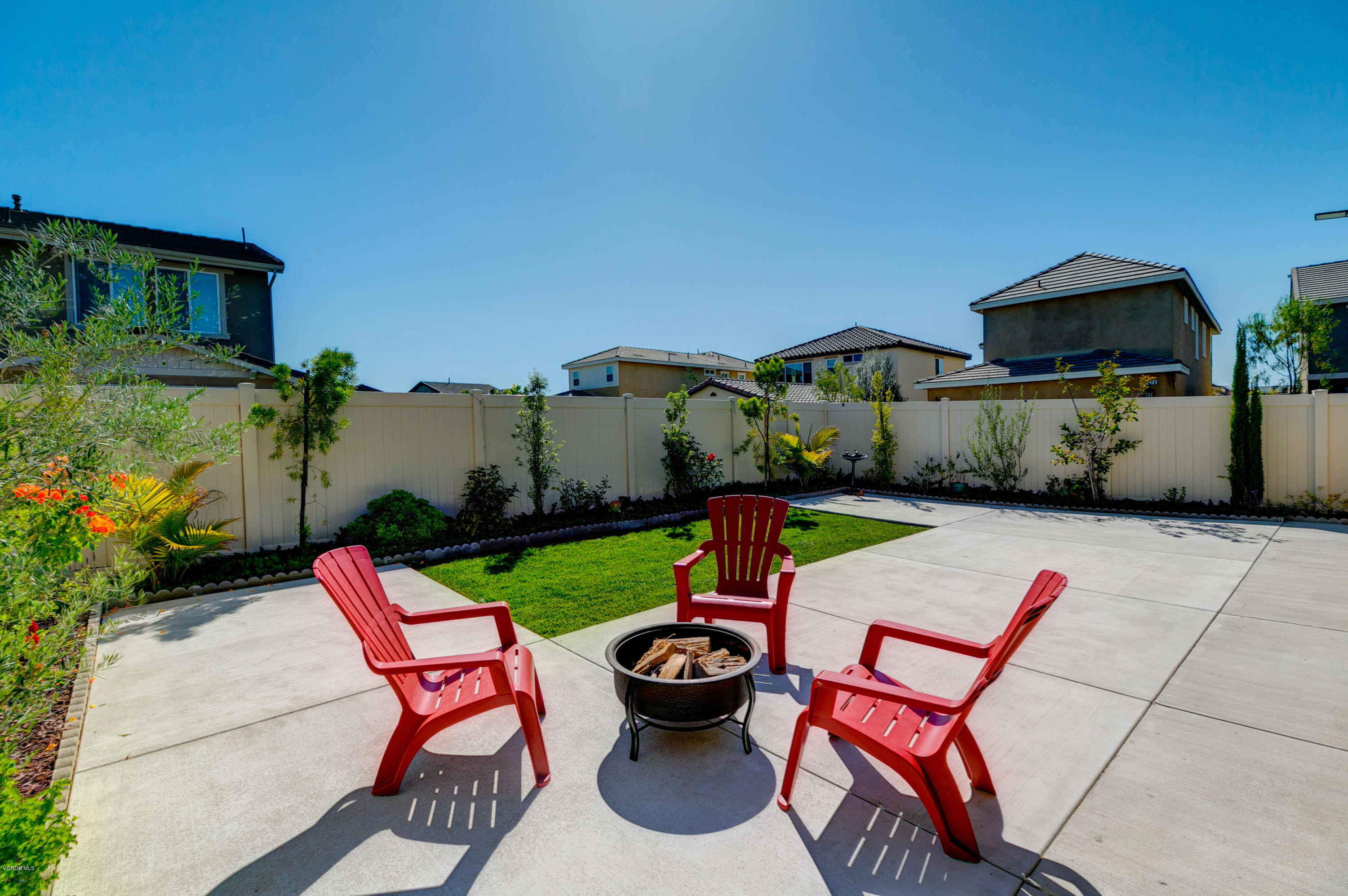 564 Rio Grande Way Oxnard, CA 93036 - Photo 35 of 37 34
