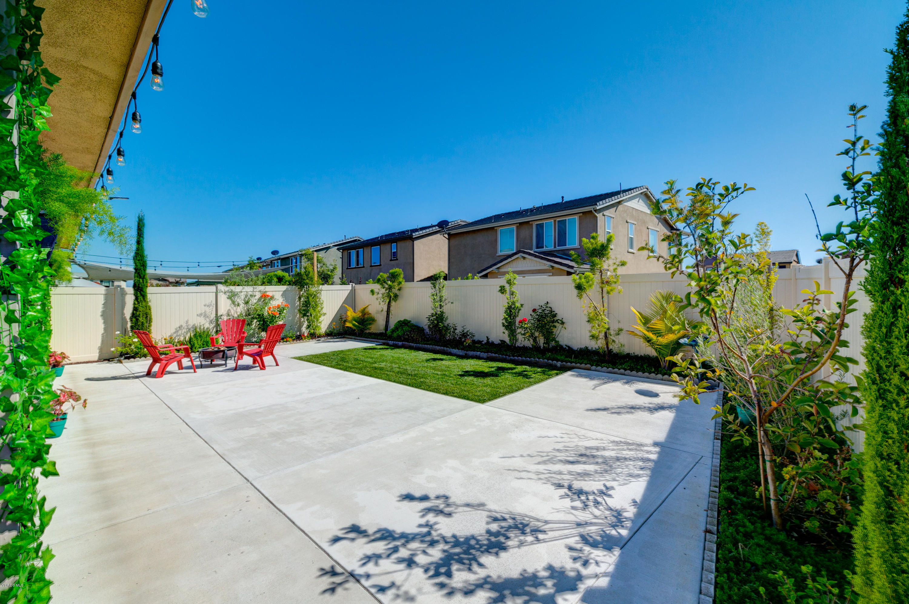 564 Rio Grande Way Oxnard, CA 93036 - Photo 36 of 37 35