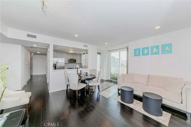 $665,000 | 436 South Virgil Avenue, Unit 403, Los Angeles, CA 90020