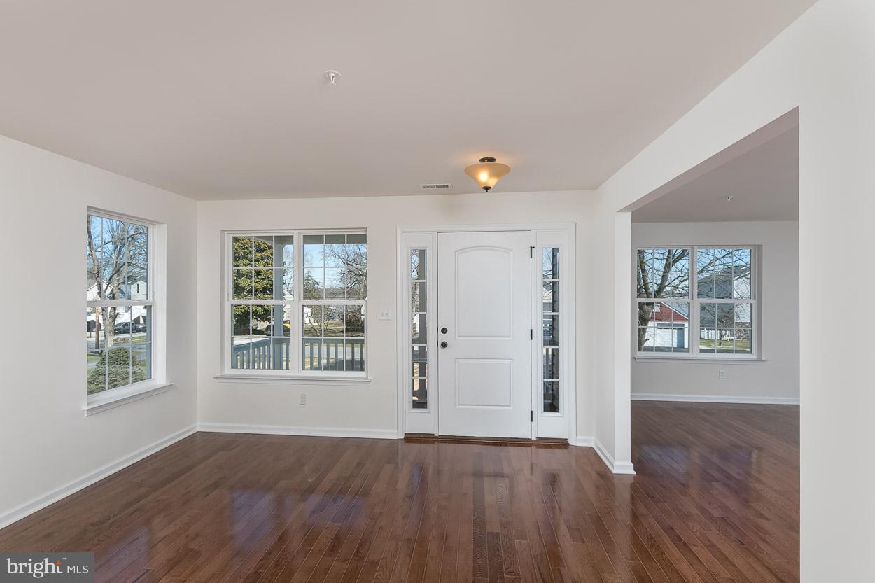 727 Seneca Park Road Baltimore, MD 21220 - Photo 8 of 15 Interior (General)