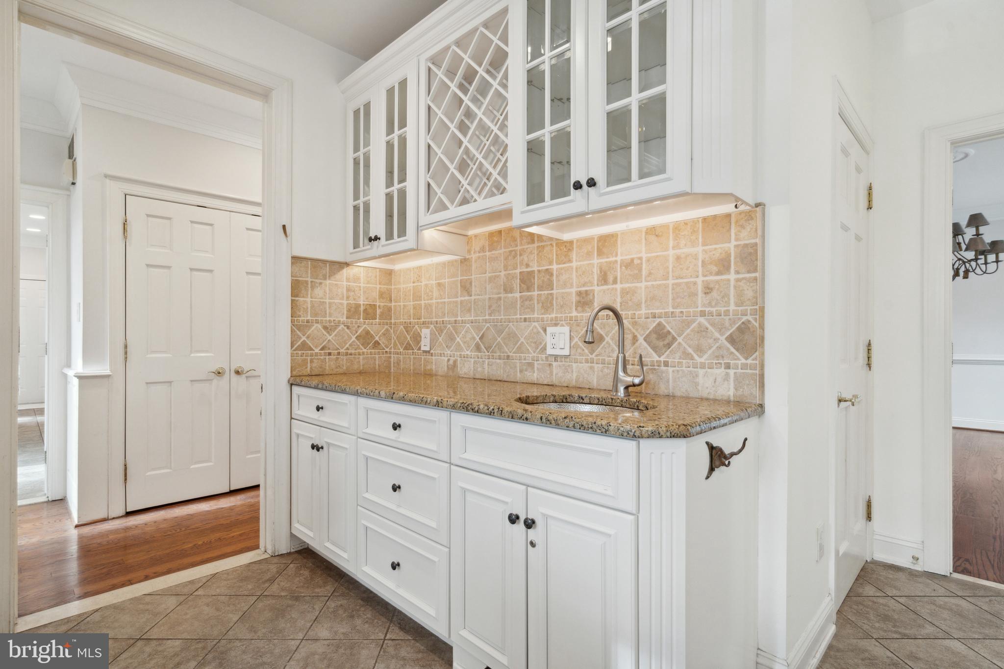 233 Fairview Road Penn Valley, PA 19072 - Photo 9 of 55