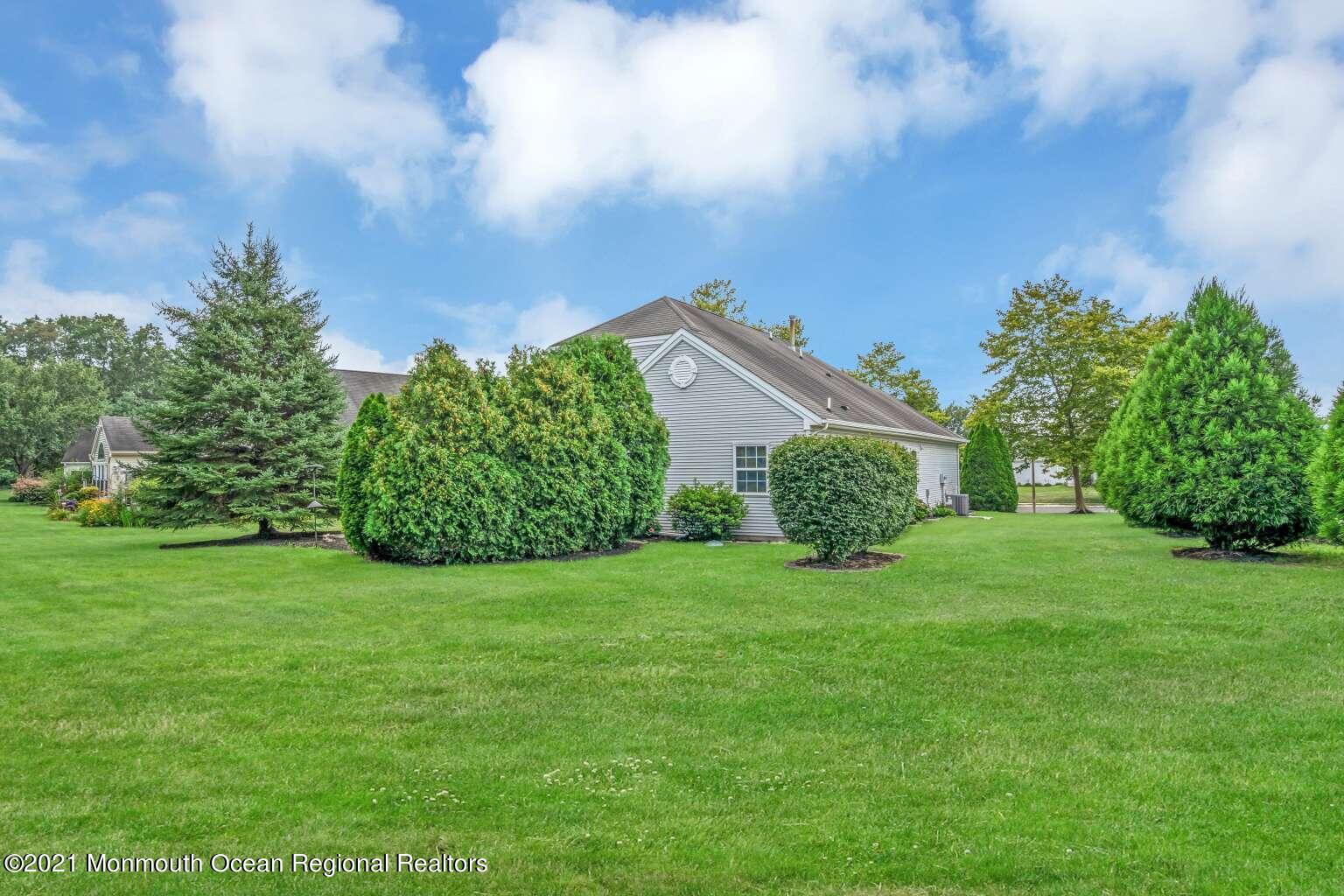 90 Drayton Road Manchester Township, NJ 08759 - Photo 3 of 25 Grosso.3