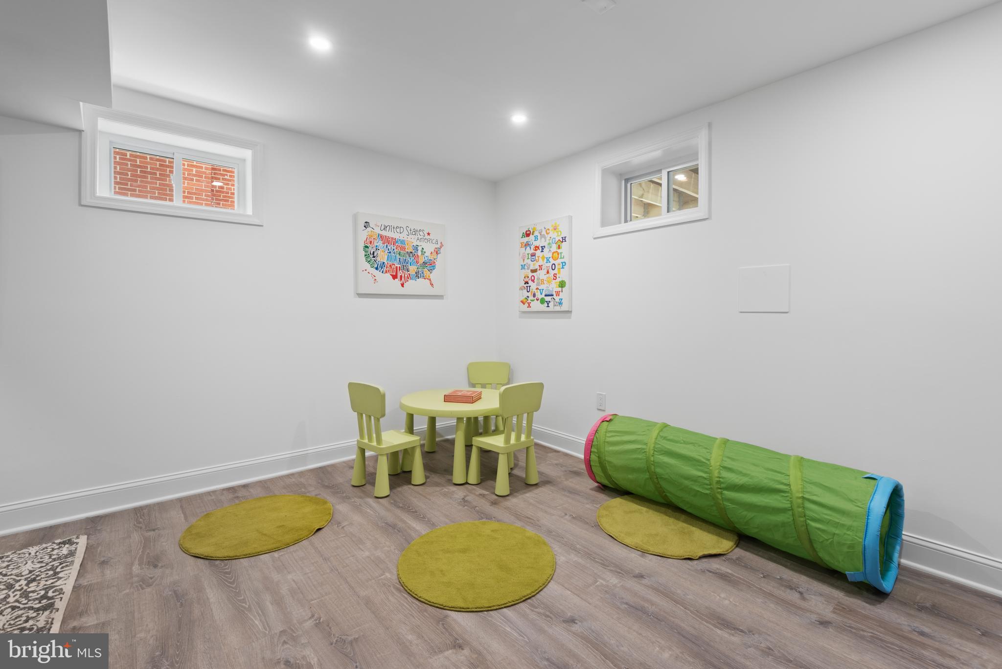 2215 Reedie Drive Silver Spring, MD 20902 - Photo 42 of 56 a view of a livingroom with furniture