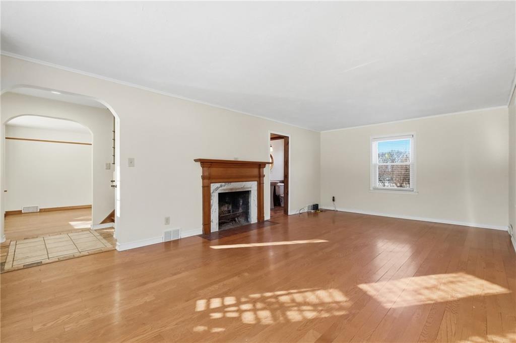 4252 Glasgow Road Valencia, PA 16059 - Photo 10 of 37 Gallery Image 10