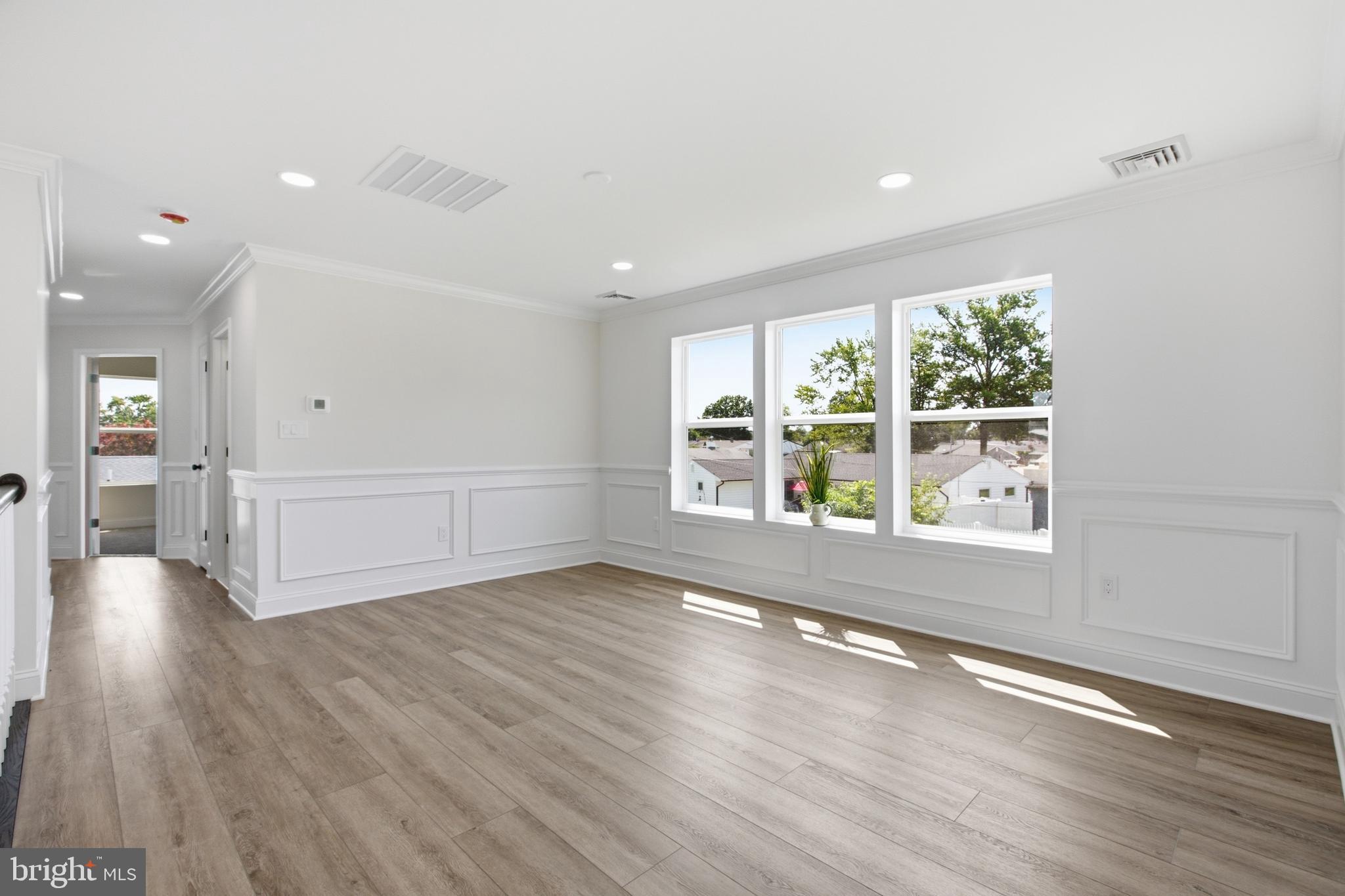 2 Schoolhouse Lane Levittown, PA 19055 - Photo 22 of 41 Loft