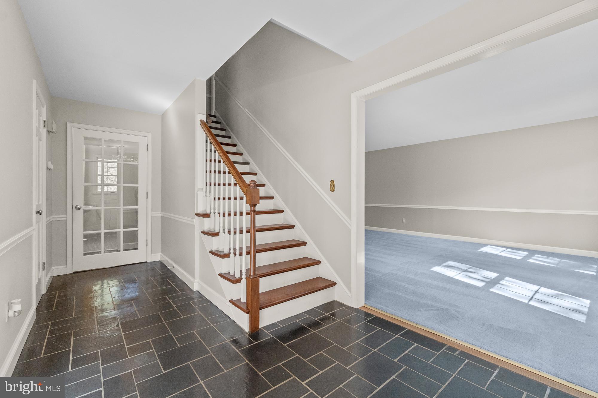 12601 Deoudes Road Boyds, MD 20841 - Photo 28 of 66 The living room is to the right