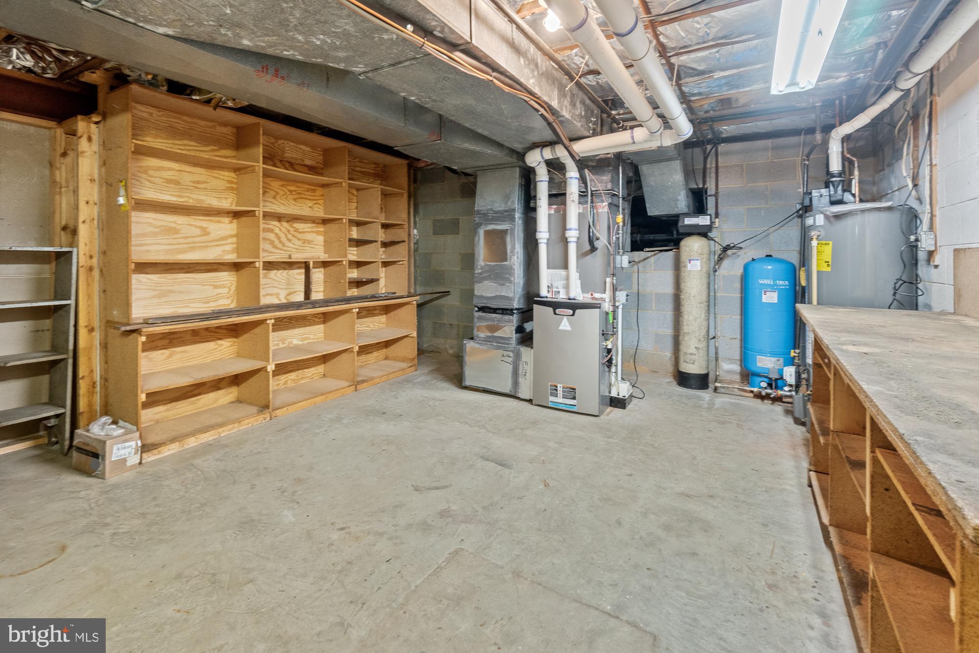 12601 Deoudes Road Boyds, MD 20841 - Photo 60 of 66 Utility Room---neat as a pin and a great workshop!