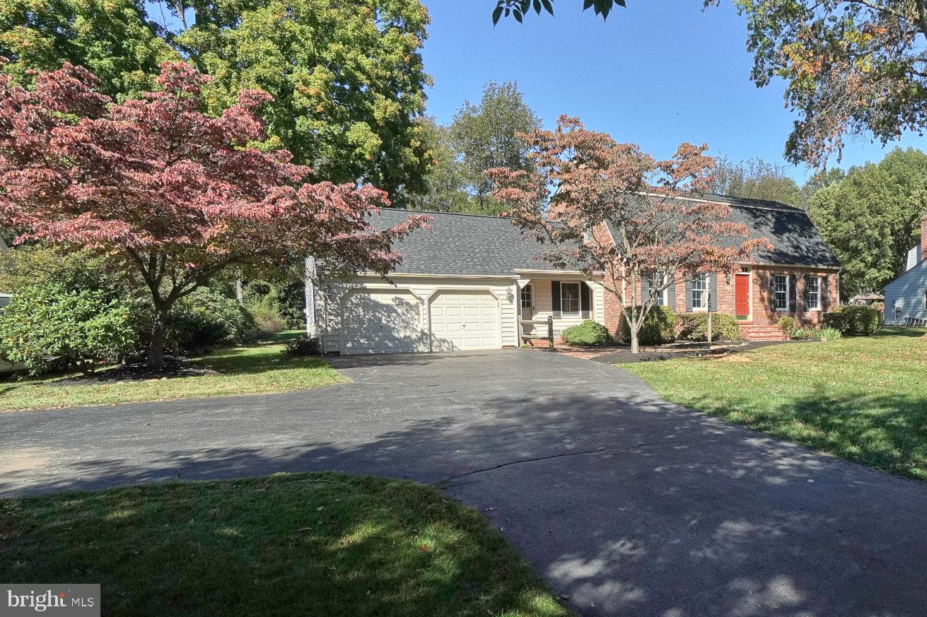 12601 Deoudes Road Boyds, MD 20841 - Photo 7 of 66 Plenty of parking for multiple cars