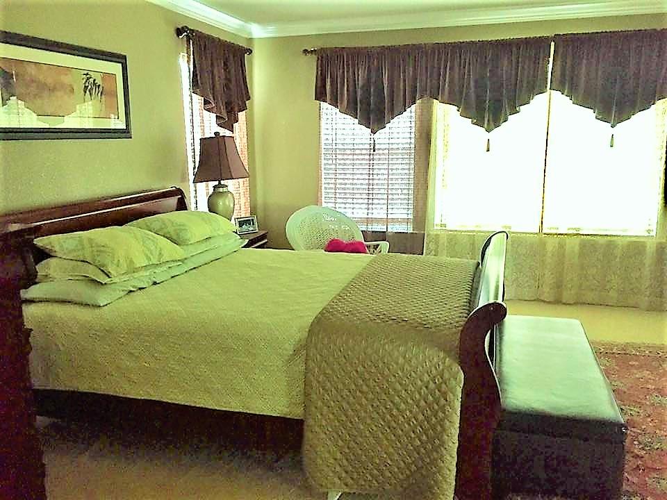3532 Keystone Loop Discovery Bay, CA 94505 - Photo 17 of 37 a bed sitting in a bedroom next to a window