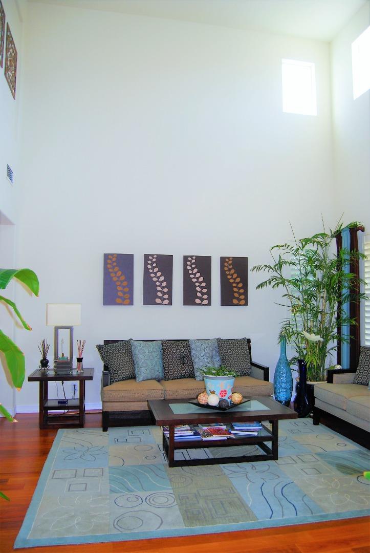3532 Keystone Loop Discovery Bay, CA 94505 - Photo 9 of 37 a living room with furniture and a potted plant