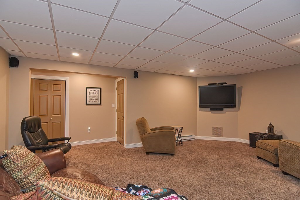 20 Riverbend Road Upton, MA 01568 - Photo 32 of 42 Gallery Image 32