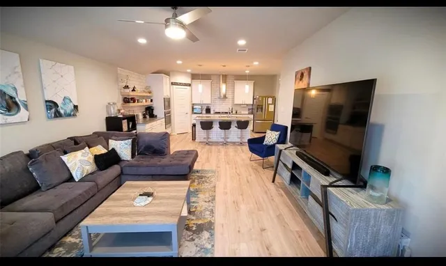 $2,495 | 12620 Flint River Drive, Houston, TX 77047