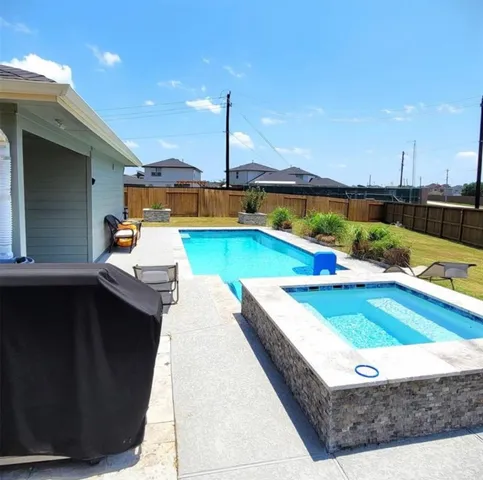 $2,495 | 12620 Flint River Drive, Houston, TX 77047