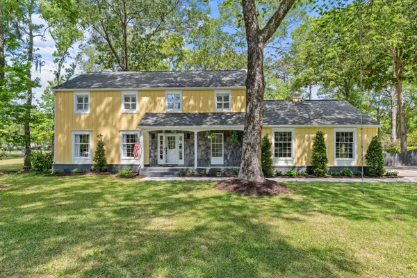 $1,590,000 | 1088 Deleisseline Boulevard, Mount Pleasant, SC 29464