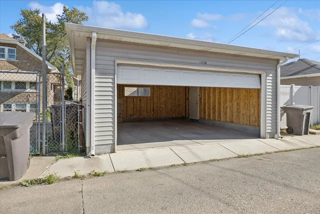 $335,000 | 1530 South 61st Avenue, Cicero, IL 60804