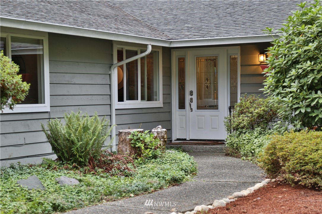 16152 Southeast 146th Place Renton, WA 98059 - Photo 2 of 25