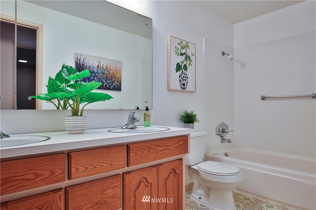16152 Southeast 146th Place Renton, WA 98059 - Photo 13 of 25