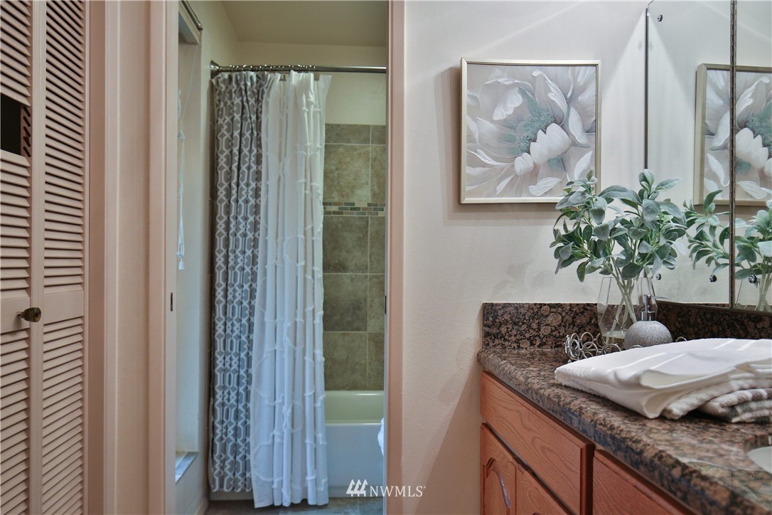 16152 Southeast 146th Place Renton, WA 98059 - Photo 16 of 25