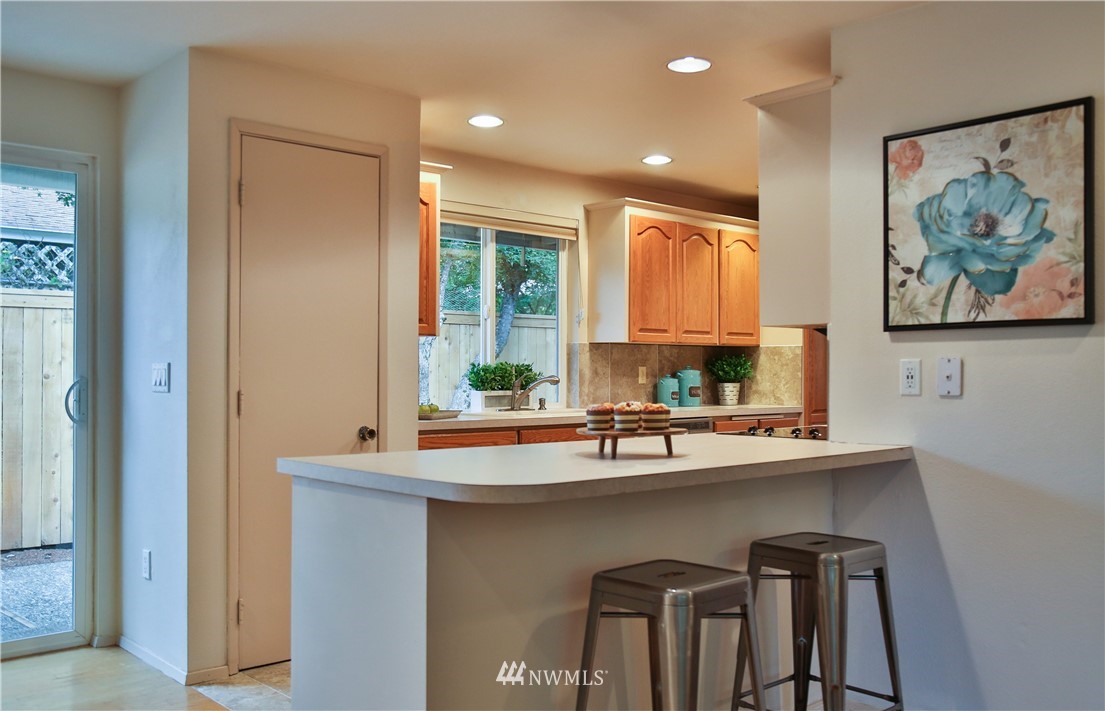 16152 Southeast 146th Place Renton, WA 98059 - Photo 6 of 25