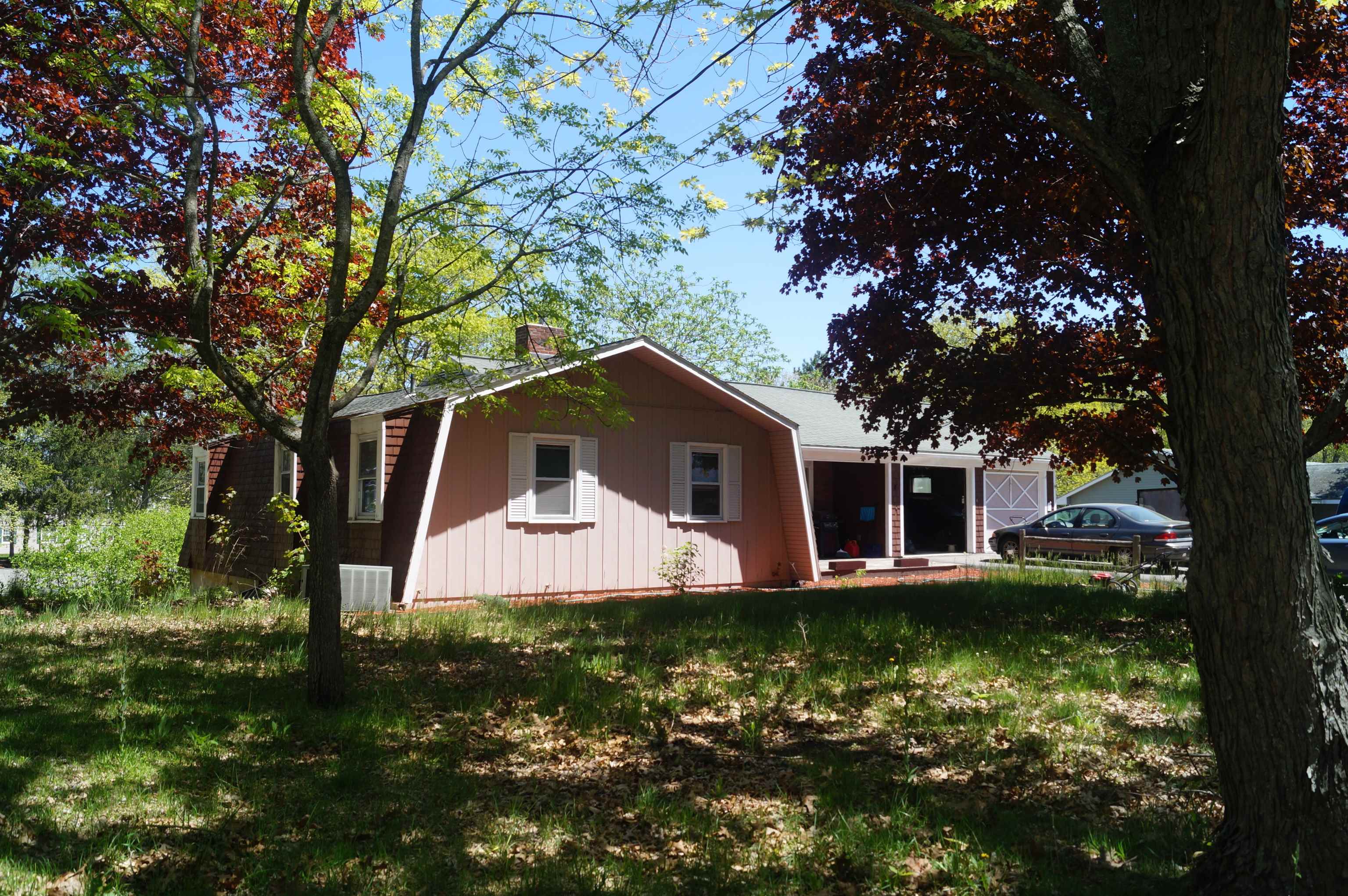 4 Ferland Drive Derry, NH 03038 - Photo 2 of 7