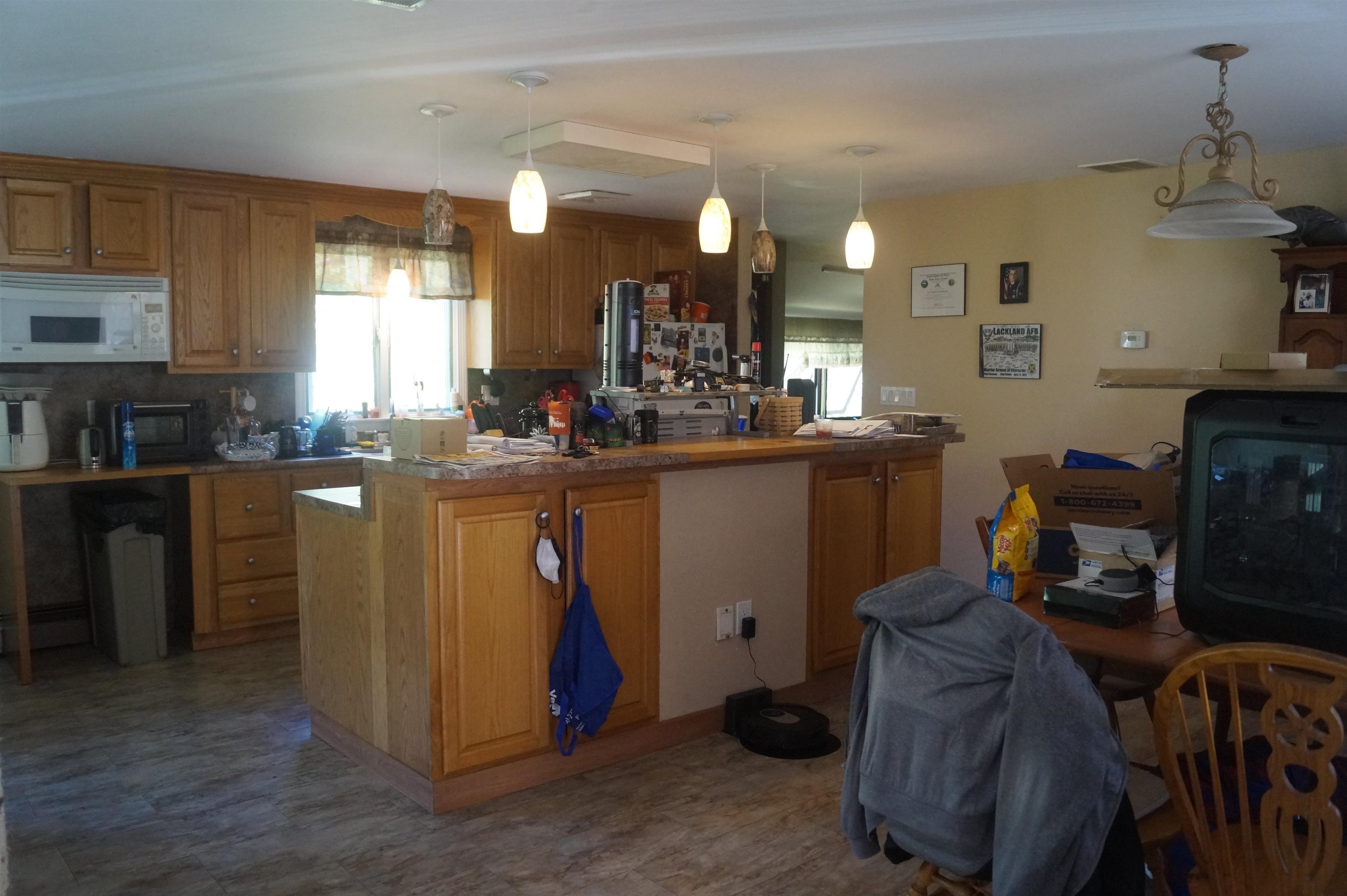 4 Ferland Drive Derry, NH 03038 - Photo 5 of 7