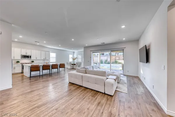 $975,000 | 141 Juliette Pointe Lane, Henderson, NV 89011