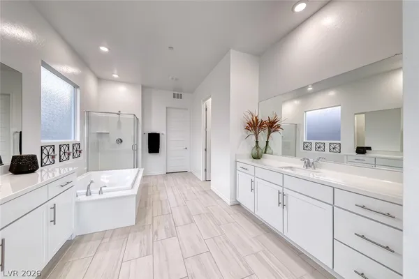 $975,000 | 141 Juliette Pointe Lane, Henderson, NV 89011