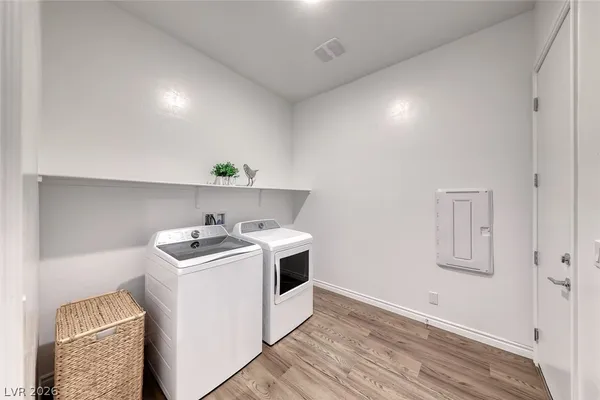 $975,000 | 141 Juliette Pointe Lane, Henderson, NV 89011