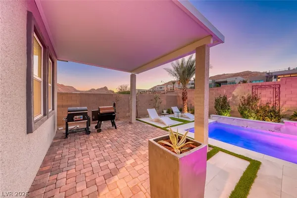 $975,000 | 141 Juliette Pointe Lane, Henderson, NV 89011