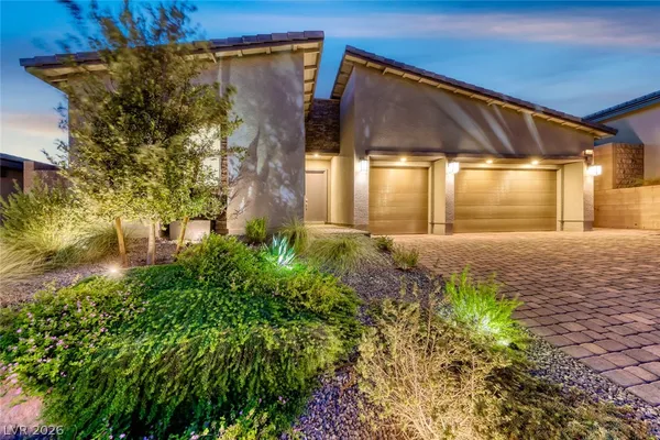 $975,000 | 141 Juliette Pointe Lane, Henderson, NV 89011