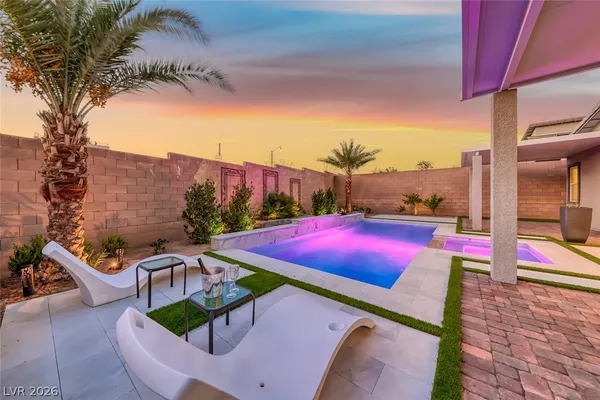 $975,000 | 141 Juliette Pointe Lane, Henderson, NV 89011