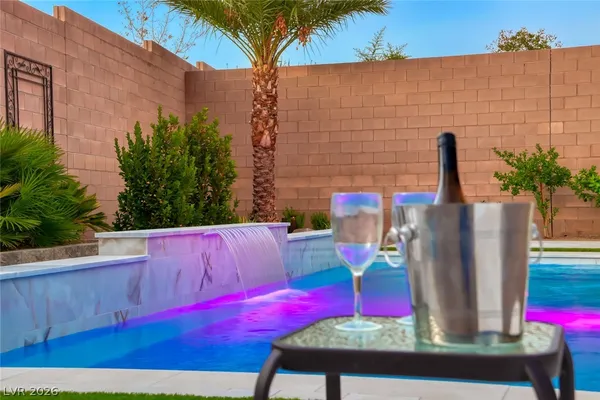 $975,000 | 141 Juliette Pointe Lane, Henderson, NV 89011