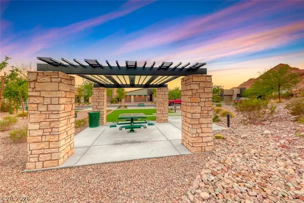 $975,000 | 141 Juliette Pointe Lane, Henderson, NV 89011