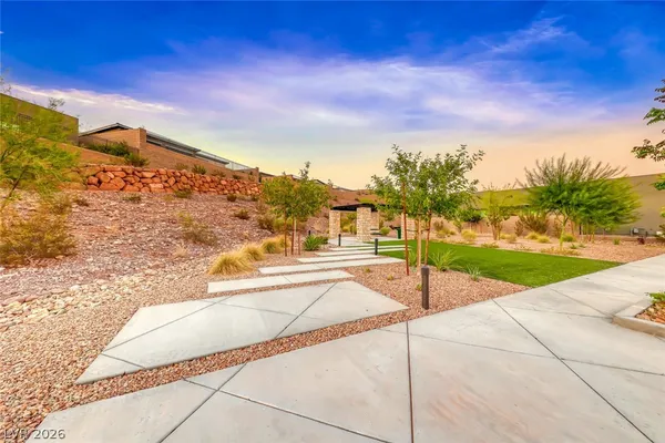 $975,000 | 141 Juliette Pointe Lane, Henderson, NV 89011