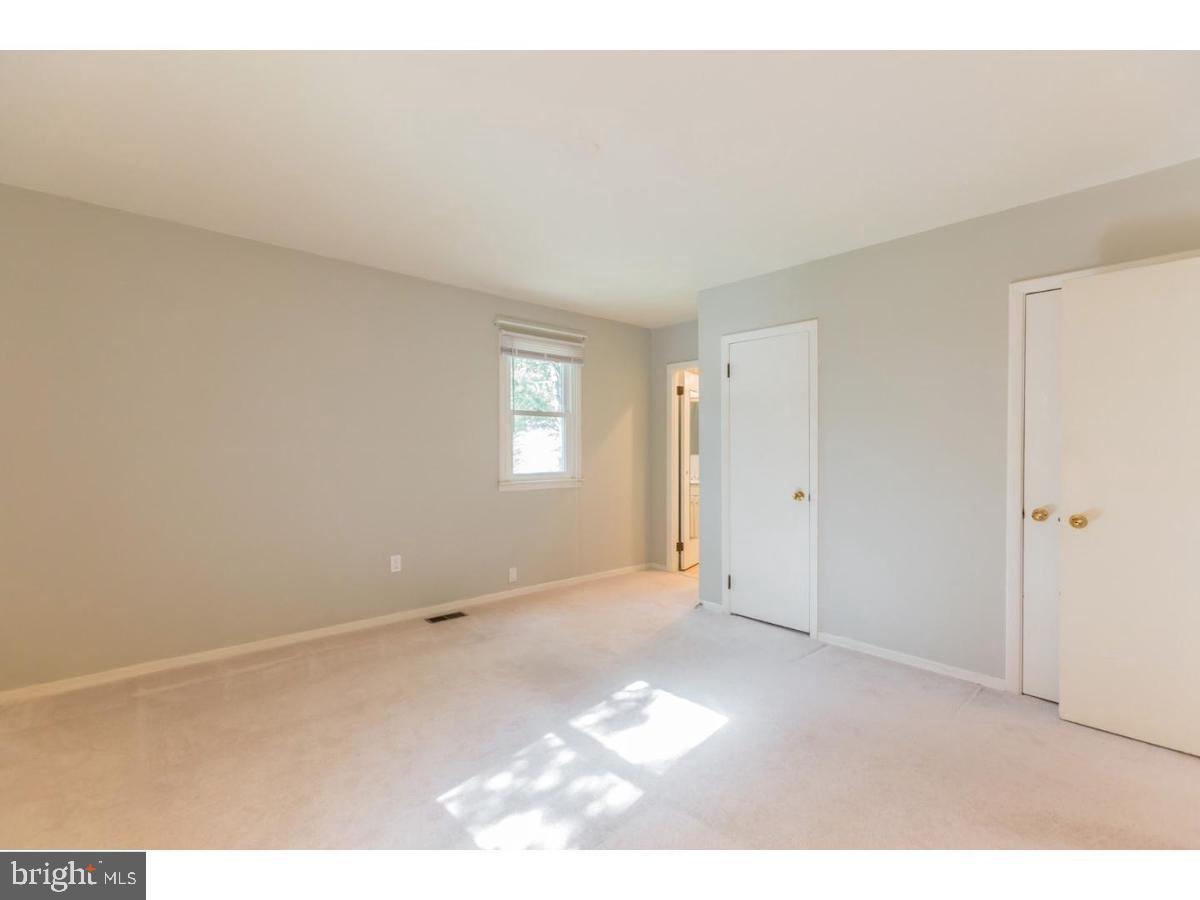 601 Pardee Lane Haddonfield, NJ 08033 - Photo 23 of 37 a view of an empty room with a window