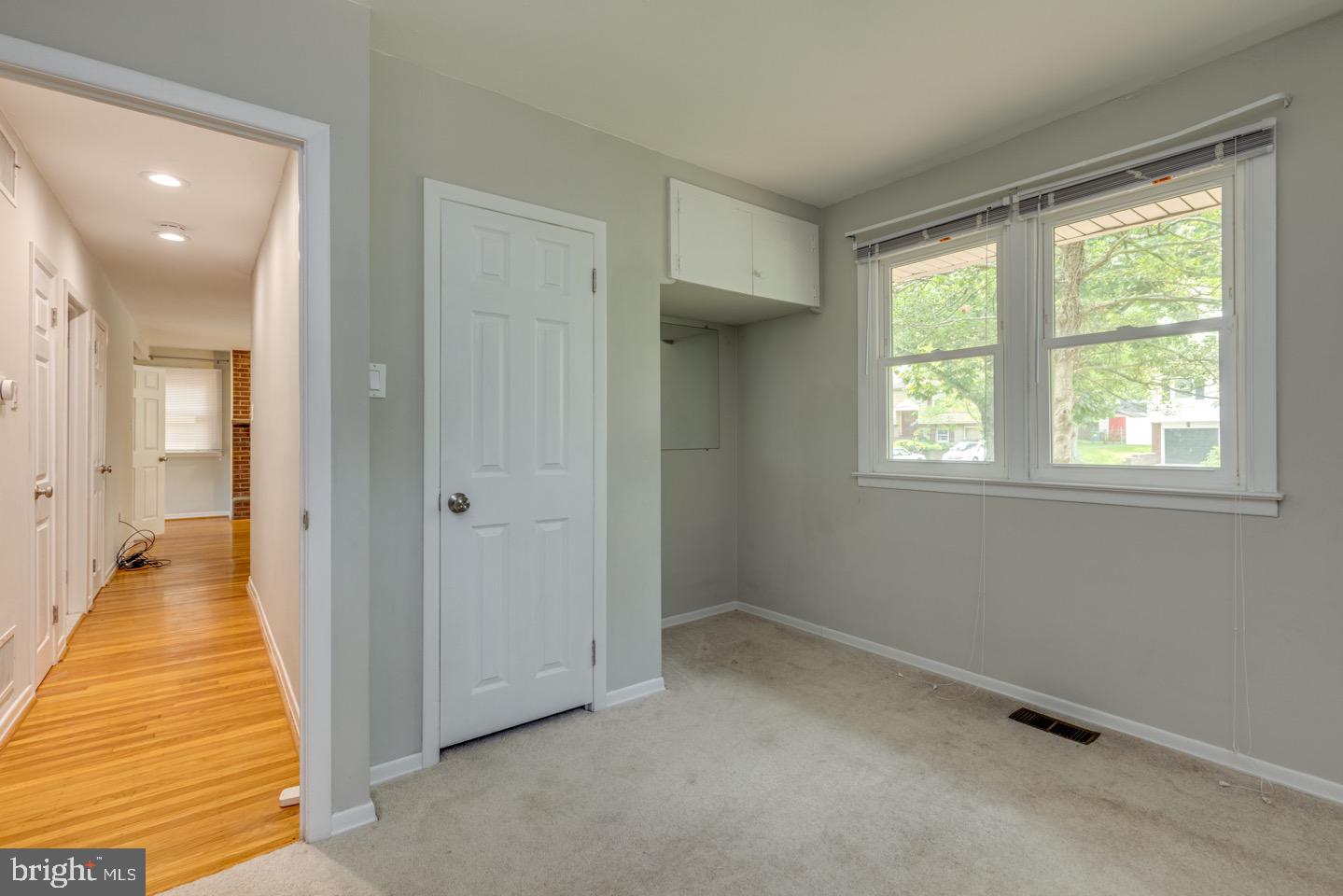 601 Pardee Lane Haddonfield, NJ 08033 - Photo 27 of 37 a view of a room with a hallway and wooden floor