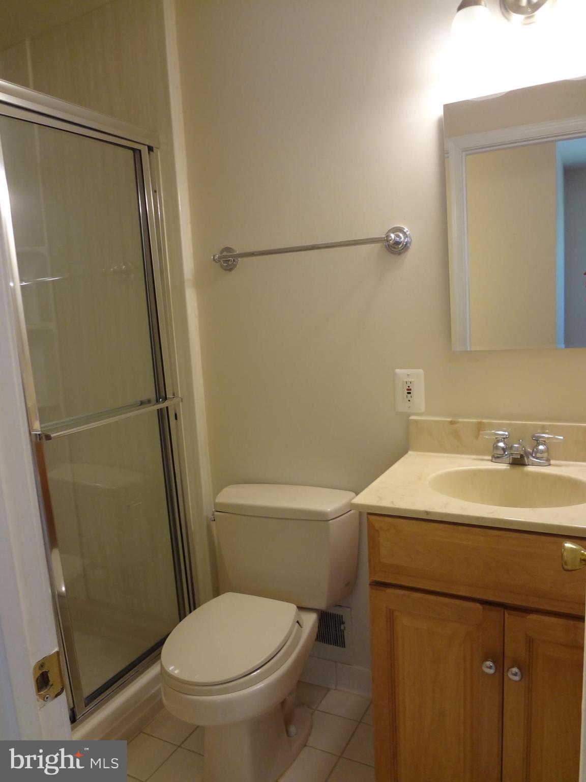 1616 Winding Waye Lane Silver Spring, MD 20902 - Photo 28 of 46 Master Bathroom