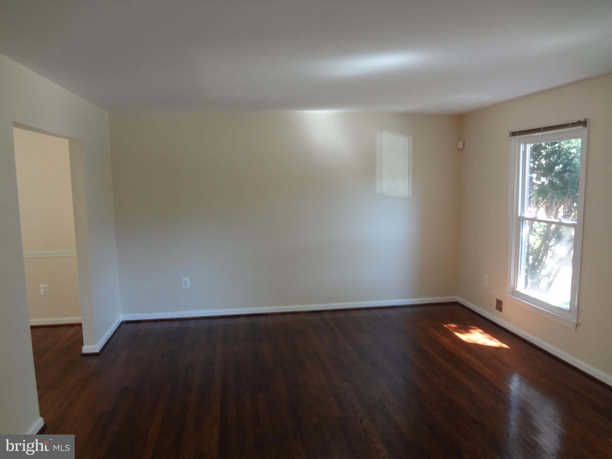 1616 Winding Waye Lane Silver Spring, MD 20902 - Photo 7 of 46 Living Room with Hardwood