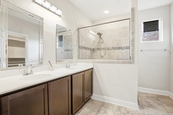 $2,200 | 12139 Casparis, San Antonio, TX 78254